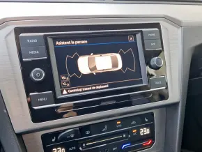 VW Passat Trendline1.5 TSI ACT thumbnail