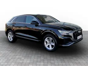 Audi Q8 55 TFSI quattro thumbnail