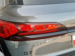 Q7 S line 55 TFSI e quattro 290kW thumbnail