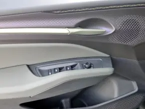 CUPRA Raval VZ 52 kWh thumbnail