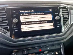VW T-Roc Sport 2.0 TSI 4Mot DSG thumbnail
