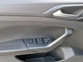 VW T-Cross Life 1.0 TSI DSG thumbnail