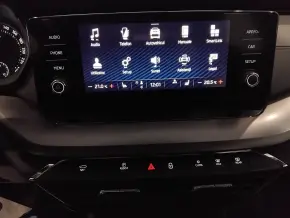 Škoda OCTAVIA AMBITION 2.0 TDI DSG thumbnail