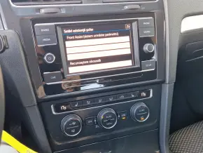 VW Golf Trendline 1.0 TSI thumbnail
