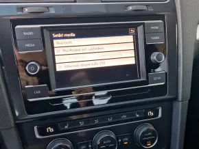 VW Golf Trendline 1.0 TSI thumbnail