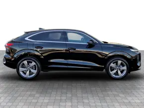 Q3 Sportback 35 TFSI thumbnail