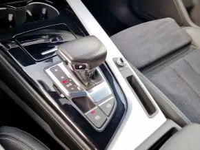 Audi A4 Limousine 35 TFSI thumbnail