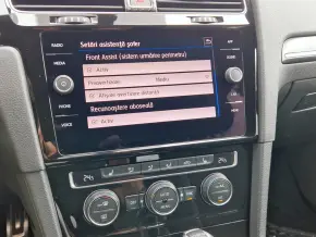 VW Golf R 2.0 TSI DSG7 thumbnail