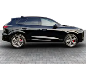 Audi Q3 40 TFSI quattro thumbnail