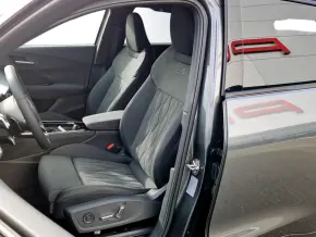 Q3 40 TFSI quattro thumbnail