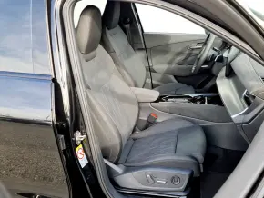 Audi Q3 40 TFSI quattro thumbnail