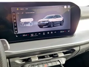 Audi Q3 40 TFSI quattro thumbnail