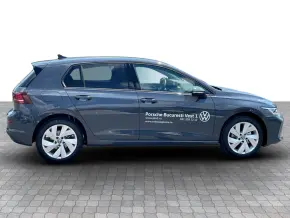 VW Golf Prime 1.5 eTSI DSG ACT mild hyb thumbnail