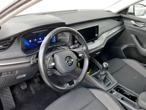 Škoda OCTAVIA COMBI AMBITION 2.0 TDI thumbnail