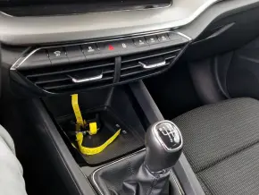 Škoda OCTAVIA COMBI AMBITION 2.0 TDI thumbnail
