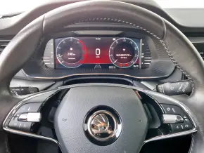 Škoda OCTAVIA COMBI AMBITION 2.0 TDI thumbnail