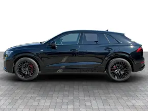 Audi Q8 PI 55 TFSI e quattro 290kW thumbnail