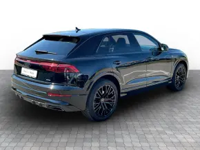 Audi Q8 PI 55 TFSI e quattro 290kW thumbnail