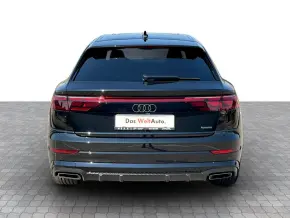 Audi Q8 PI 55 TFSI e quattro 290kW thumbnail