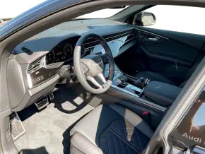 Audi Q8 PI 55 TFSI e quattro 290kW thumbnail