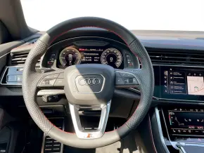 Audi Q8 PI 55 TFSI e quattro 290kW thumbnail