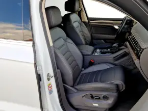 VW Touareg Atmosphere TDI 4MOTION thumbnail