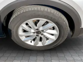 VW T-Cross Life 1.0 TSI thumbnail