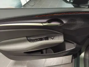 CUPRA Raval VZ 52 kWh thumbnail
