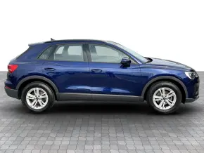 Audi Q3 35 TDI quattro thumbnail