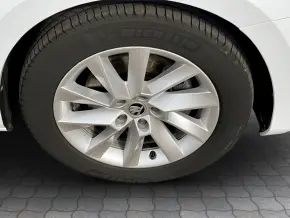Škoda SUPERB AMBITION 2.0 TDI DSG thumbnail