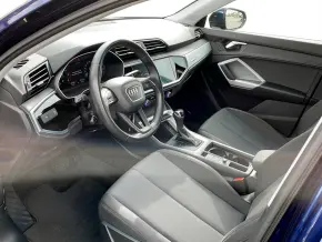 Audi Q3 35 TDI quattro thumbnail
