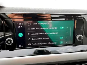 VW Golf Life 1.0 TSI thumbnail