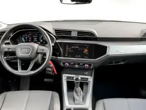 Audi Q3 35 TDI quattro thumbnail