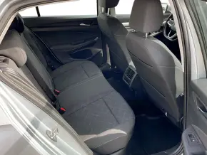 VW Golf Life 1.0 TSI thumbnail